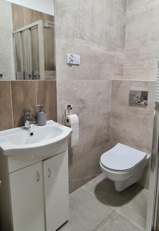 Apartment Na Zamkowej Krakow Luaran gambar